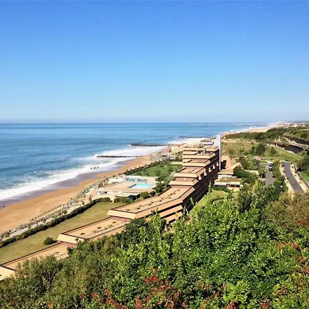 Apartament A : Proche Commerces, Plages, Et Nature, Avec Parking Et Loggia - Fr-1-3-606