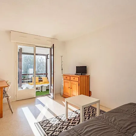 A : Proche Commerces, Plages, Et Nature, Avec Parking Et Loggia - Fr-1-3-606 Apartment Anglet